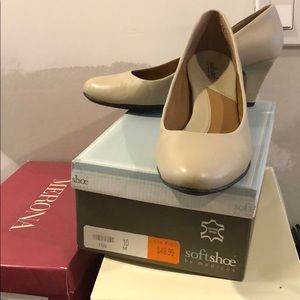 NIB Softshoe by Medicus size 10